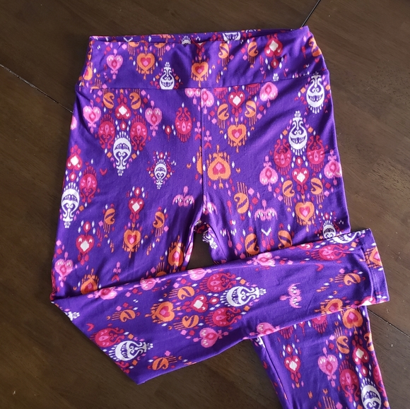LuLaRoe Pants - LuLaRoe Tall & Curvy leggings NWOT